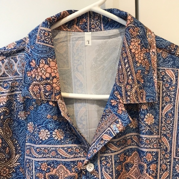 Patterned short sleeve button down - Picture 2 of 5